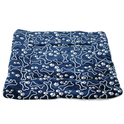 Paw Print Fleece Dog Bed Mat – Warm Blanket for Dogs & Cats